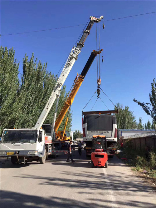 兴县港口集装箱搬运案例